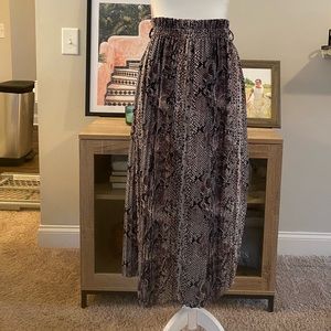 Midi/ maxi snake print skirt